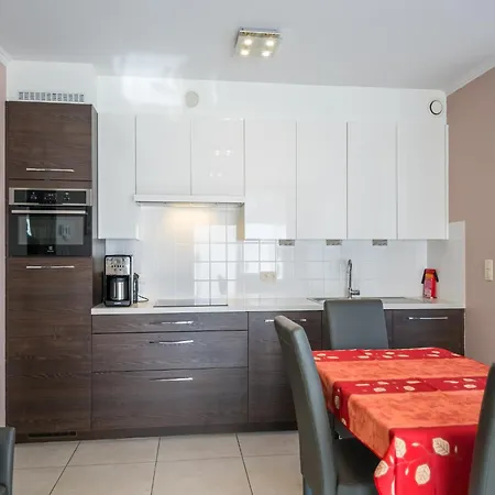 Apartment Near Tram & Sea, Cleaning Included Middelkerke